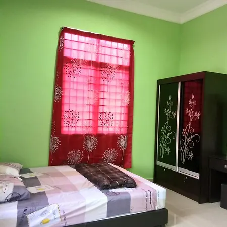 Hr Iman Homestay Dungun Exterior photo